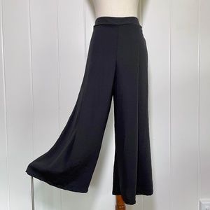 MOD REF / Helmut Pant